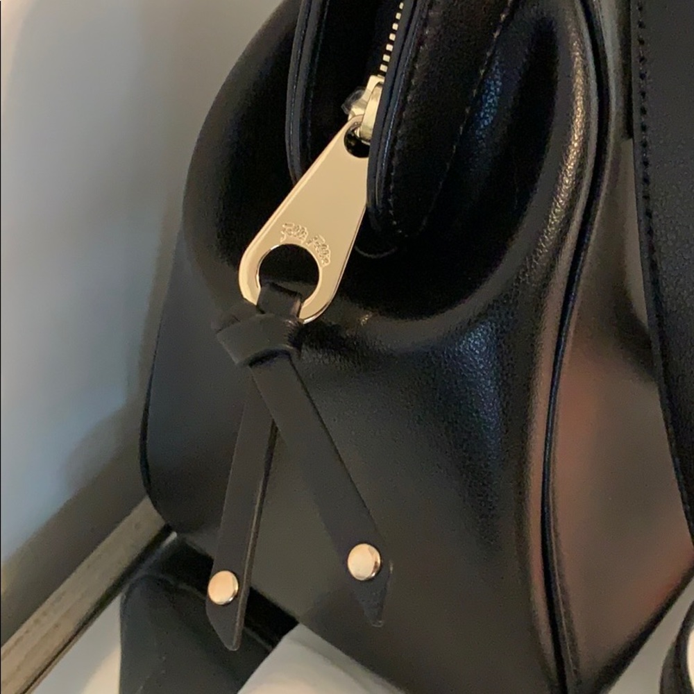 🇬🇷 NWOT Folli Follie Black Crossbody/Hand Bag w/ Dust Bag purchased in E… - Picture 6 of 16